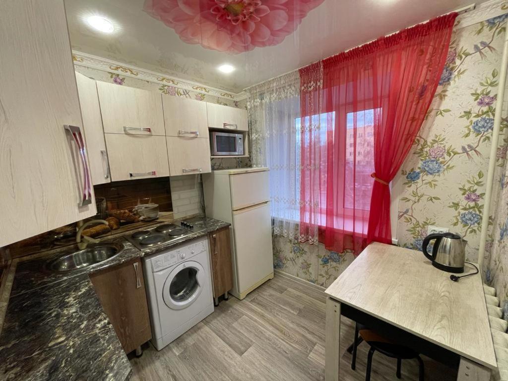 Лермонтова 91 Apartment Pavlodar Ngoại thất bức ảnh